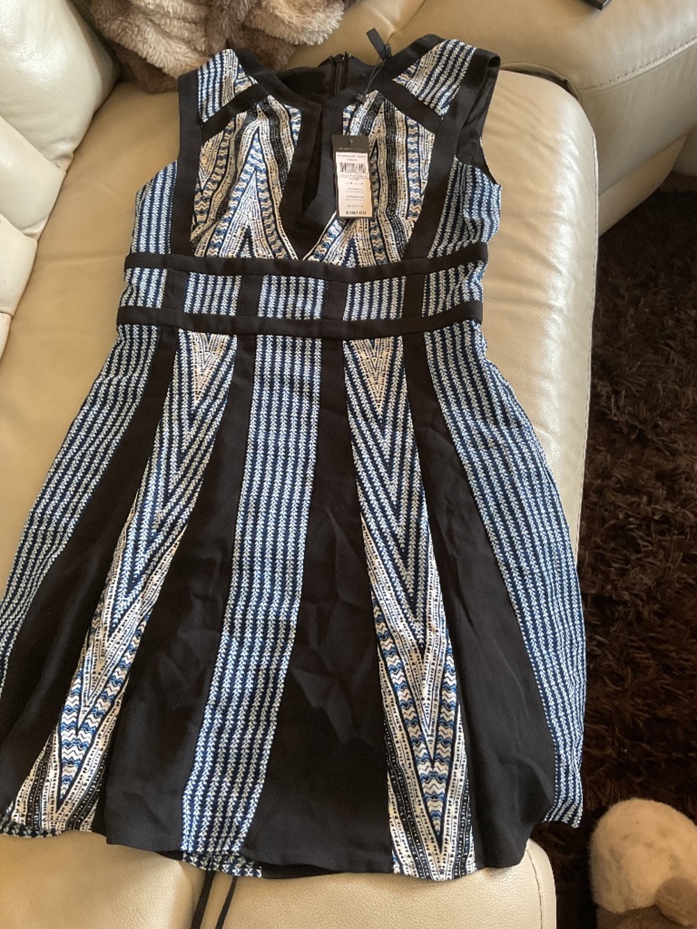 BCBG Maxazria “PERLA” dress ~ size 4 ~ BLUSPHRECO ~ NEW with tags